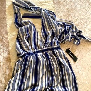 New XS lulu’s pant jumpsuit lulu’s striped halter jumpsuit blue and white color